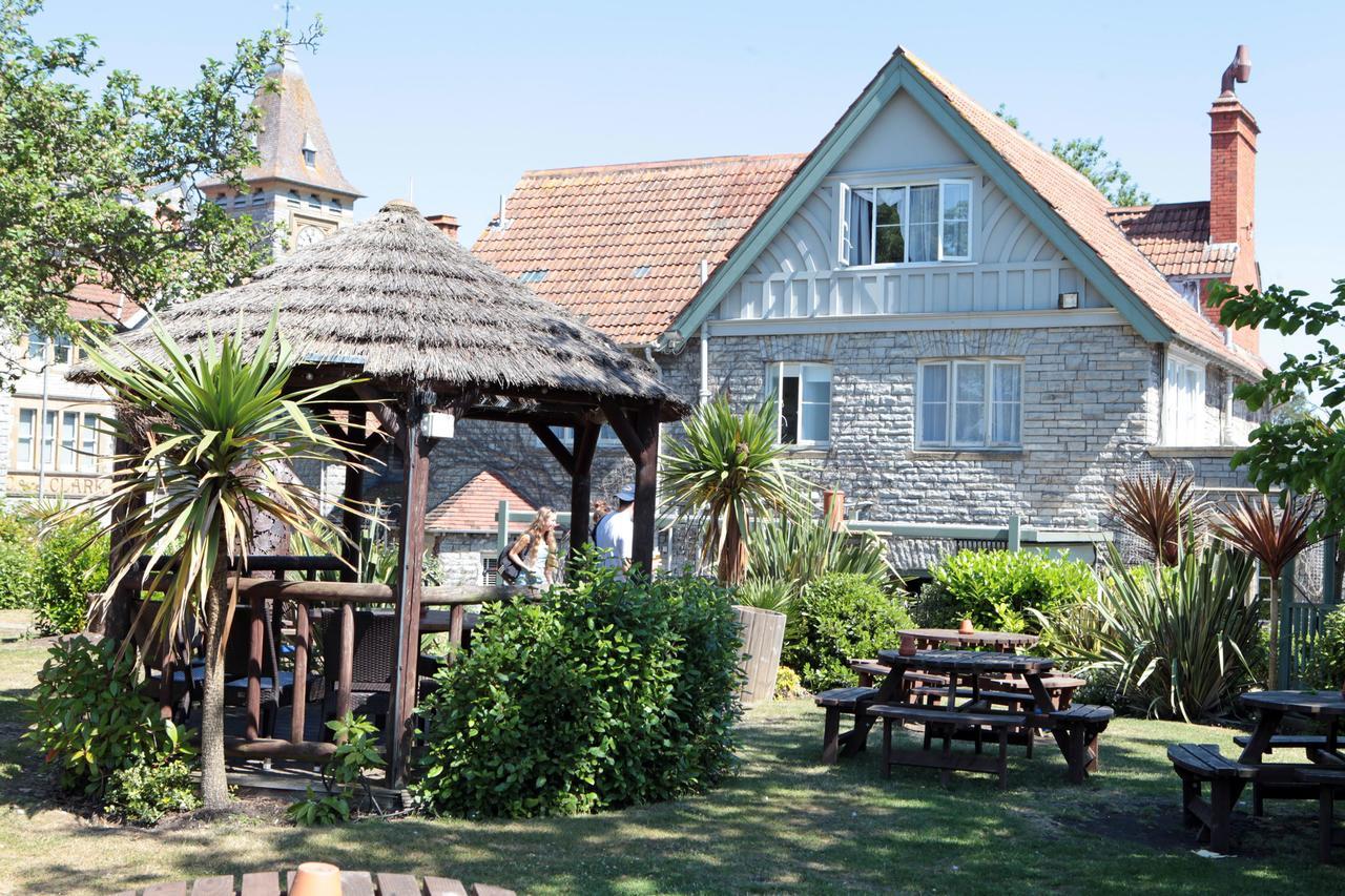 Bear Inn, Somerset By Marston'S Inns Street Exterior photo